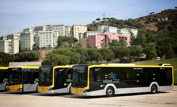 Los autobuses híbridos son mucho más sostenibles que los tradicionales.