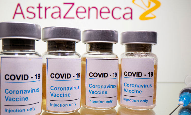 La llamada vacuna de Oxford es una de las cuatro que encabezan la carrera contra el covid-19. Foto: REUTERS - Dado Ruvic
